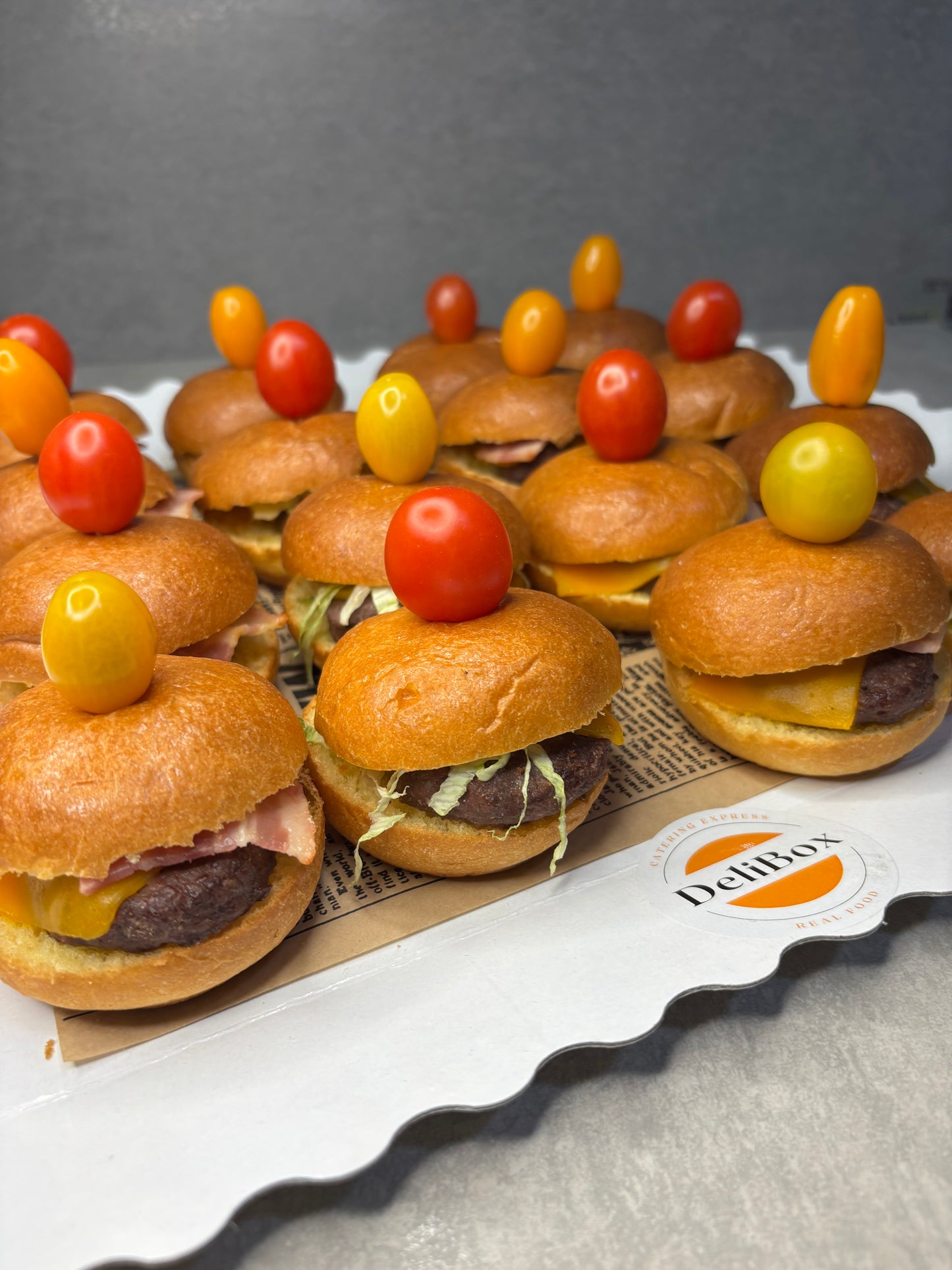 Catering Mini hamburguesas 16ud